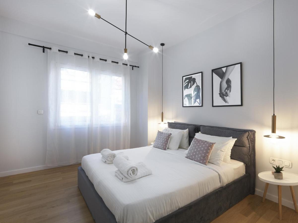 Fresh, New & Ready For You! Rnvtd Apt In Koukaki! Athen Exterior foto